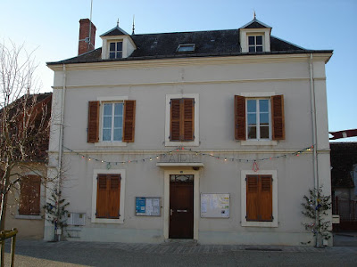Mairie à Thevet-Saint-Julien