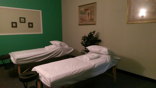 Massage Therapist «Amazing SPA», reviews and photos, 1891 S Robert St, St Paul, MN 55118, USA