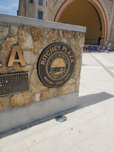 Ice Cream Shop «Cold Stone Creamery», reviews and photos, 250 N Atlantic Ave #102, Daytona Beach, FL 32118, USA