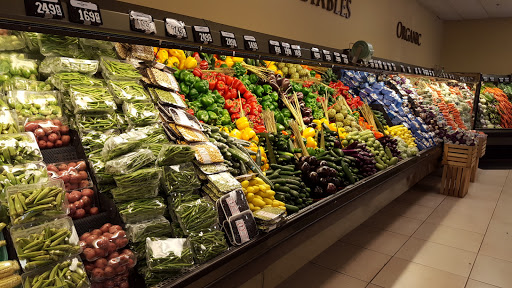 Supermarket «Treasure Island Foods», reviews and photos, 1526 E 55th St, Chicago, IL 60615, USA