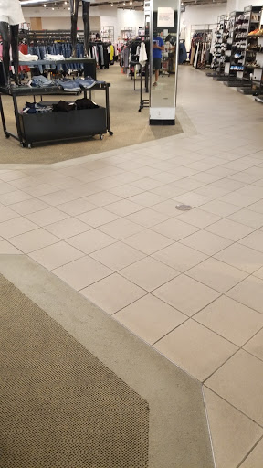 Department Store «Saks OFF 5TH», reviews and photos, 11201 NW 12th St, Miami, FL 33172, USA