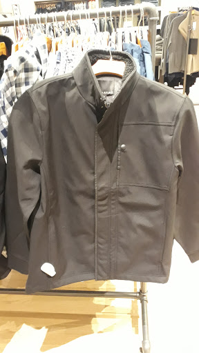 Clothing Store «Banana Republic», reviews and photos, 601 13th St NW, Washington, DC 20005, USA