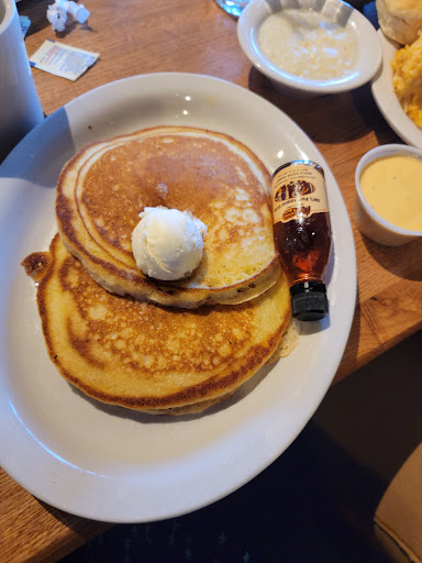 American Restaurant «Cracker Barrel Old Country Store», reviews and photos, 14 Frontage Rd, Clinton, NJ 08809, USA