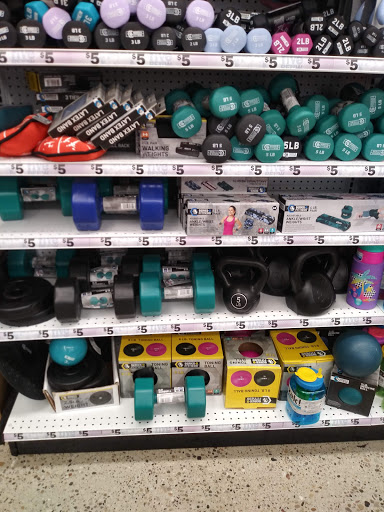 Variety Store «Five Below», reviews and photos, 14215 Hall Rd, Shelby Charter Township, MI 48315, USA