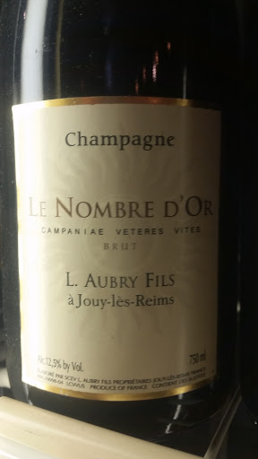 Wine Store «The Wine Merchant», reviews and photos, 3972 Edwards Rd, Cincinnati, OH 45209, USA