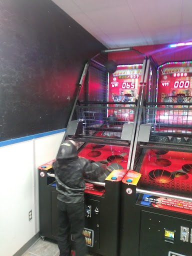 Bowling Alley «Highland Bowl», reviews and photos, 2123 NW 9th St, Corvallis, OR 97330, USA