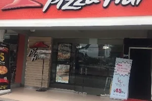 Pizza Hut Delivery - Simon Road image