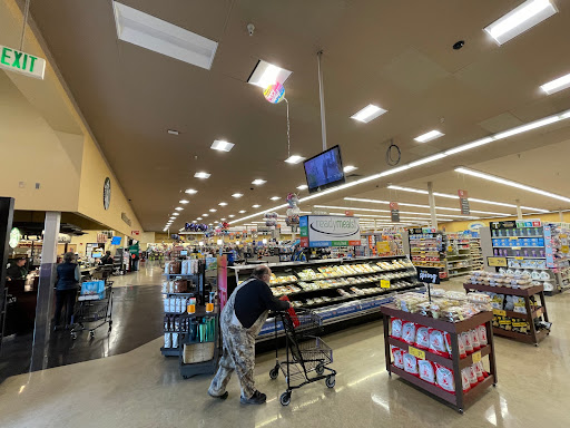 Grocery Store «Safeway», reviews and photos, 3250 Leif Erikson Dr, Astoria, OR 97103, USA