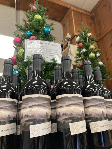 Liquor Store «Wines and More!», reviews and photos, 242 Boston Post Rd, Milford, CT 06460, USA