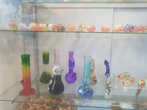 Tobacco Shop «J&J Smoke Shop», reviews and photos, 4520 Hallandale Beach Blvd, Pembroke Park, FL 33023, USA