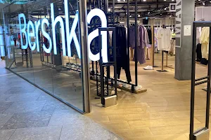 Bershka image