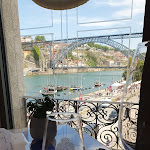 Photo n°8 de l'avis de MarcoPolo.e fait le 17/05/2023 à 17:27 sur le  The George Terrace Bar à Vila Nova de Gaia