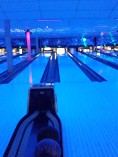 Bowling Alley «Perry Park Lanes», reviews and photos, 9600 Perry Hwy, Pittsburgh, PA 15237, USA