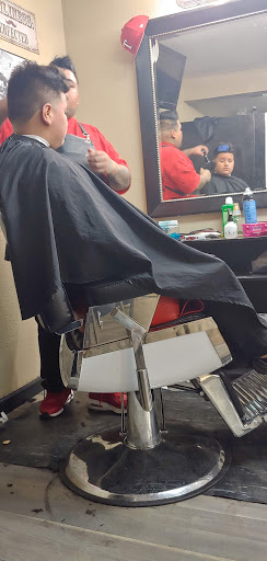 Barber Shop «Dapper G Cuts Barbershop», reviews and photos, 807 S General McMullen Dr, San Antonio, TX 78237, USA