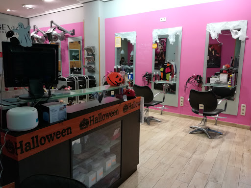 Peluquería PakiPeluquería en Navalmoral de la Mata, Cáceres‎