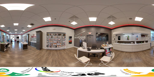 Cell Phone Store «Verizon Wireless Hopkinton», reviews and photos, 89 W Main St, Hopkinton, MA 01748, USA