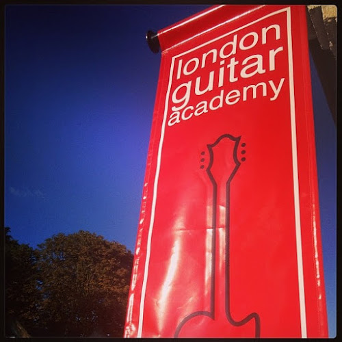 Guitar Lessons London : London Guitar Academy - London