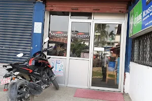 Monsoon Cafe And Lodge image