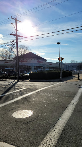 Rite Aid, 2170 Acushnet Ave, New Bedford, MA 02745, USA, 