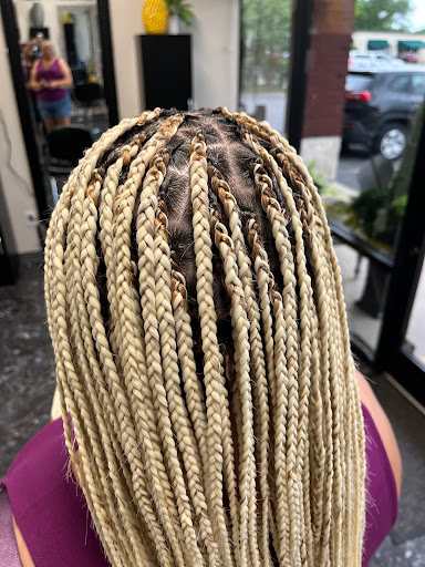 Hair Salon «The Parlor Salon And Spa», reviews and photos, 710 Memorial Blvd #130, Murfreesboro, TN 37129, USA