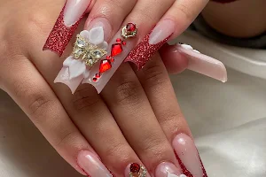 Diamond Nails & Spa image