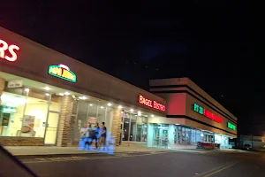 Middlesex Shopping Center image