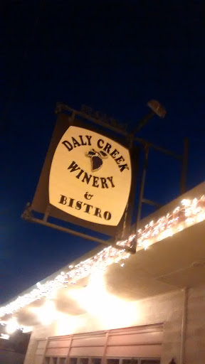 Wine Bar «Daly Creek Winery & Bistro», reviews and photos, 106 N Fort Ave, Anamosa, IA 52205, USA