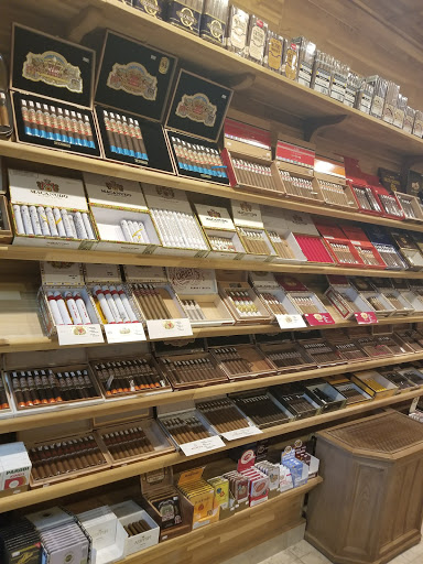 Tobacco Shop «PLYMOUTH CIGARS AND TOBACCO», reviews and photos, 16605 County Rd 24 #203, Plymouth, MN 55447, USA