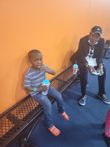 Amusement Center «Sky Zone Trampoline Park», reviews and photos, 11745 Commons Dr, Springdale, OH 45246, USA