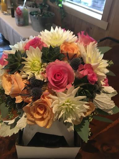 Florist «Newtown Floral Company», reviews and photos, 18 Richboro Newtown Rd, Newtown, PA 18940, USA