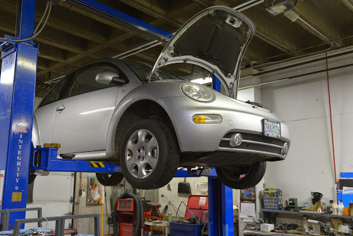 Auto Repair Shop «Hillside Imports», reviews and photos, 4402 SW Beaverton Hillsdale Hwy, Portland, OR 97221, USA