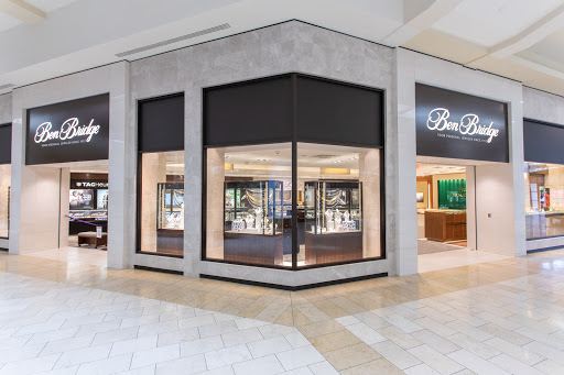 Jewelry Store «Ben Bridge Jeweler», reviews and photos, 450 W Hillcrest Dr, Thousand Oaks, CA 91360, USA