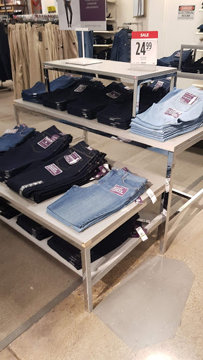 Shopping Mall «La Plaza Mall», reviews and photos, 2200 S 10th St, McAllen, TX 78503, USA