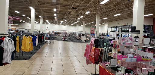 Shopping Mall «Orange Promenade Shopping Ctr», reviews and photos, 80 Boston Post Rd, Orange, CT 06477, USA