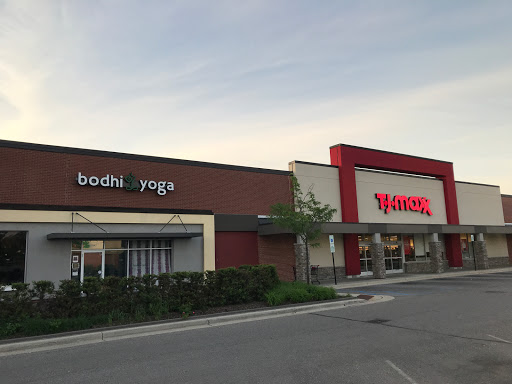 T.J. Maxx, 33025 Grand River Ave, Farmington, MI 48336, USA, 