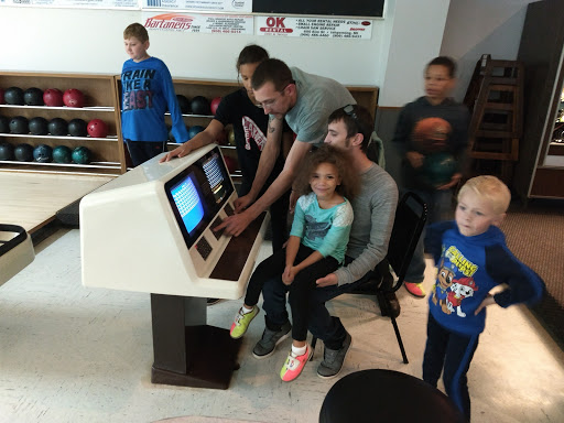 Bowling Alley «River Rock Lanes and Banquet Center», reviews and photos, 1011 N Rd, Ishpeming, MI 49849, USA