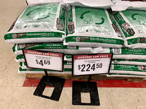 Home Improvement Store «Tractor Supply Co.», reviews and photos, 1550 Whitehall Rd, Muskegon, MI 49445, USA