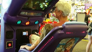 Chuck E. Cheese - photo 40