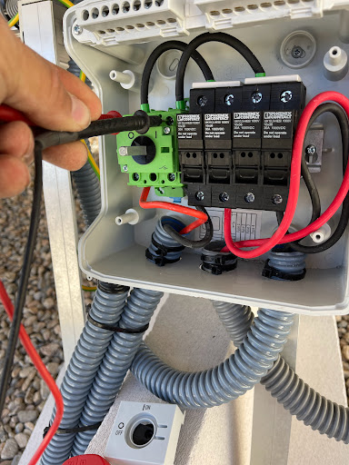 ELECTRICIDAD MIGUEL MOLINA.. en Motril, Granada