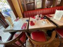 Atmosphère du Restaurant français Le Petit Bouillon Versailles - n°10