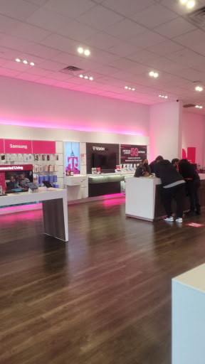 Cell Phone Store «T-Mobile», reviews and photos, 852 NJ-3 Suite 206, Clifton, NJ 07012, USA
