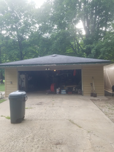 Roofing Contractor «J & B West Roofing and Construction», reviews and photos, 5263 W 400 S, La Porte, IN 46350, USA