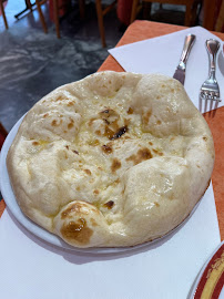 Naan du Restaurant indien Taj Mahal à Versailles - n°11