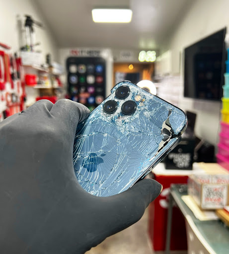 Sunset iPhone Screen Repair Los Angeles image