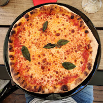 Pizza du Restaurant méditerranéen Via Marine Le Bistrot à Calvi - n°17