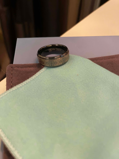 Jeweler «DaValle Jewelers», reviews and photos, 5116 N Harlem Ave, Harwood Heights, IL 60706, USA