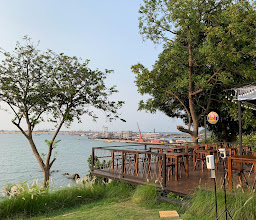 The Sight Sea@อ่าวอุดม photo