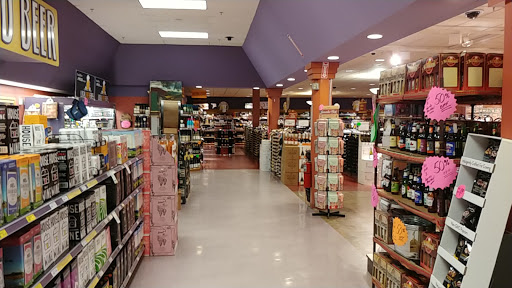 Liquor Store «Table and Vine», reviews and photos, 1119 Riverdale St, West Springfield, MA 01089, USA