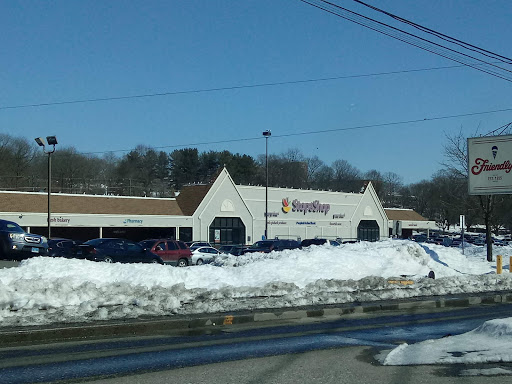 Grocery Store «Super Stop & Shop», reviews and photos, 1391 Main St, Willimantic, CT 06226, USA