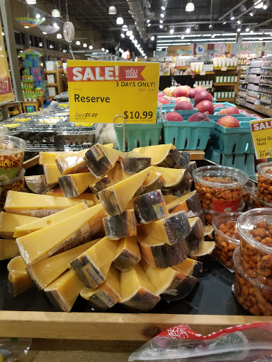 Grocery Store «Whole Foods Market», reviews and photos, 750 N Martingale Rd, Schaumburg, IL 60173, USA